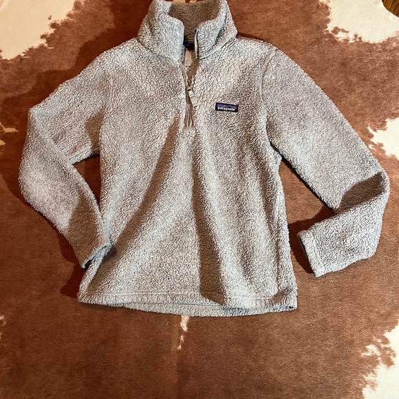 Patagonia Gray Fleece Pullover - Picture 2 of 4